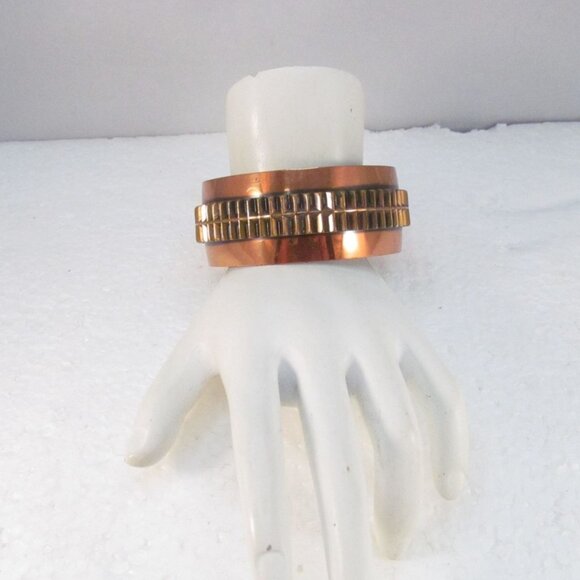 Vintage Southwestern Genuine Copper Cuff Bracelet with Textured Design - Picture 14 of 14